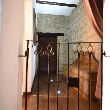 Azzurro Di Vallepietra